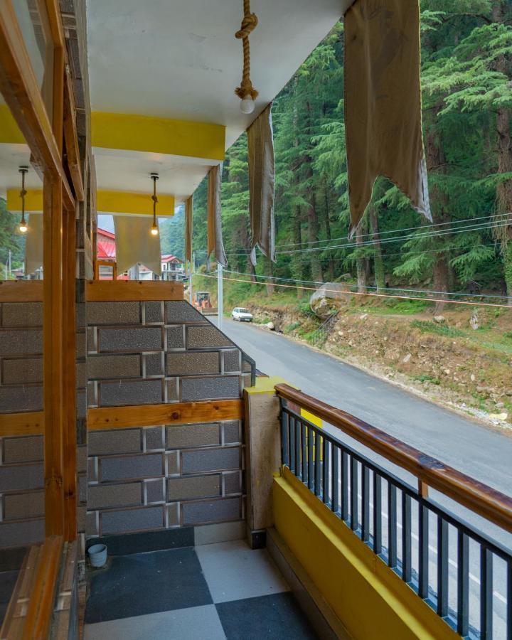 Whoopers Hostel Kasol Exterior photo